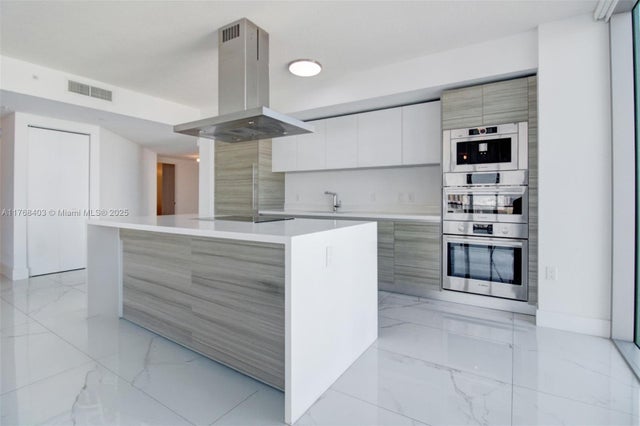 3 of 47 - 330 Sunny Isles Blvd 5-801, Sunny Isles Beach, FL