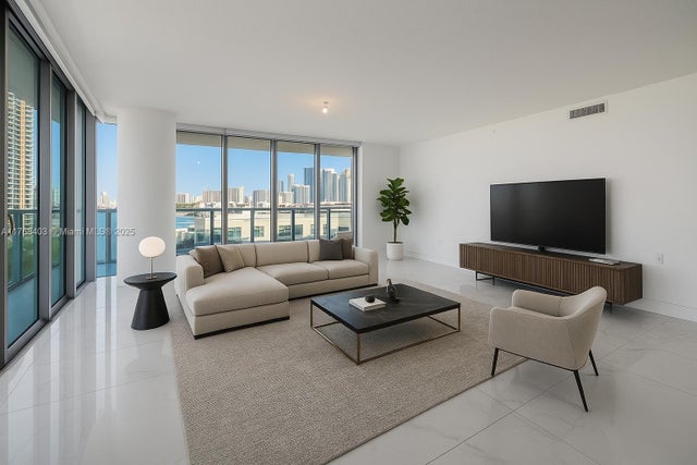 5 of 47 - 330 Sunny Isles Blvd 5-801, Sunny Isles Beach, FL