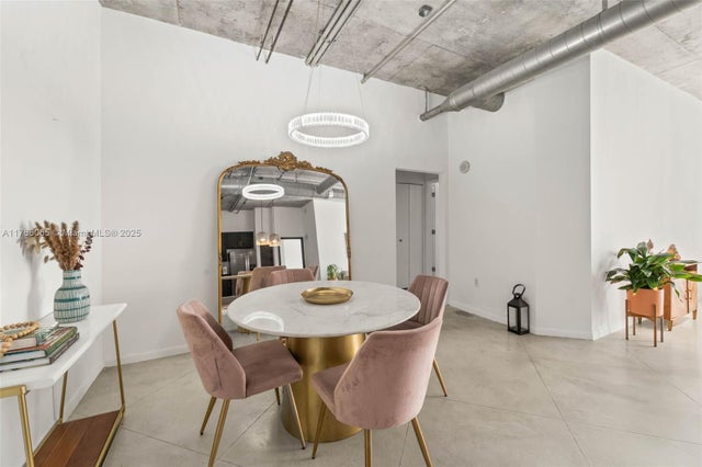 2 of 34 - 2001 Biscayne Blvd 2409, Miami, FL