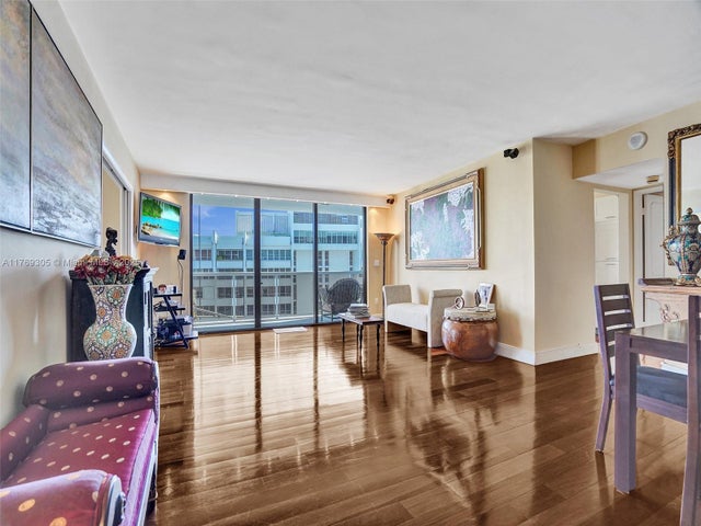 1 of 33 - 9 Island Ave 2109, Miami Beach, FL