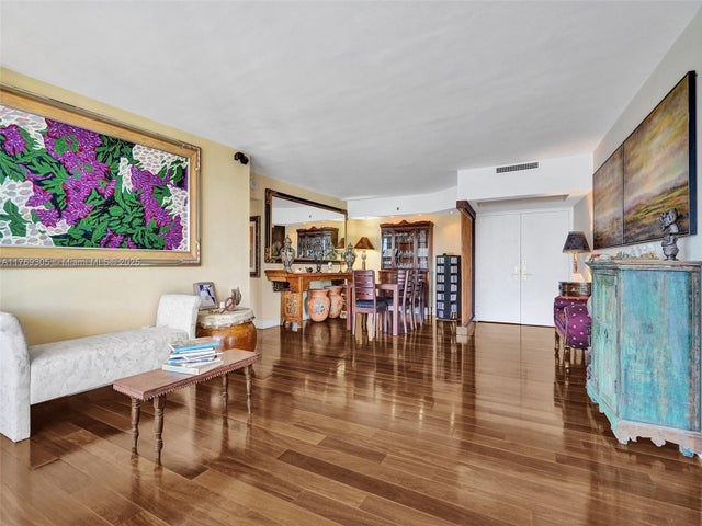 3 of 33 - 9 Island Ave 2109, Miami Beach, FL