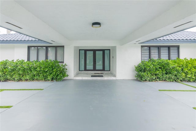 3 of 83 - 3850 Sw 130th Ave, Miami, FL