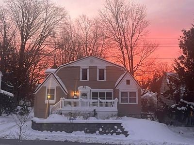 331 Meadow Street, Meadville City