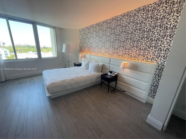 2 of 11 - 1100 West Ave 807, Miami Beach, FL