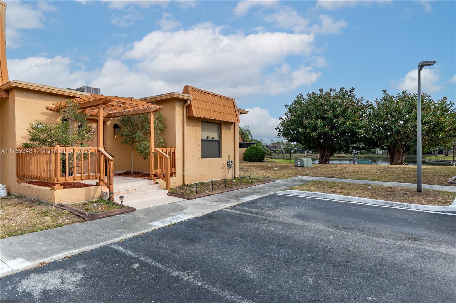 Photo of Listing #A11769348