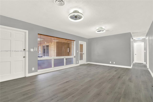 4 of 24 - 2864 Ne 32nd St 7, Fort Lauderdale, FL