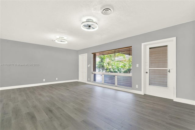 5 of 24 - 2864 Ne 32nd St 7, Fort Lauderdale, FL