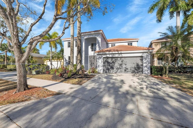 2 of 46 - 1170 Chenille Cir, Weston, FL