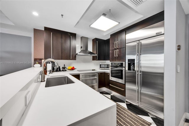 4 of 30 - 3400 Sw 27th Ave 1107, Miami, FL