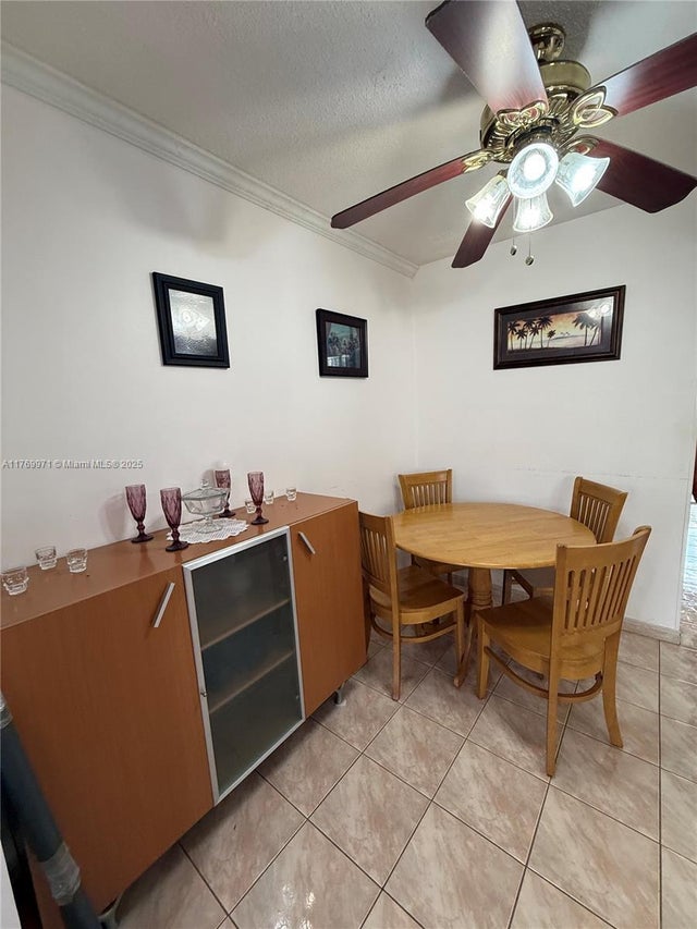 3 of 11 - 16790 Ne 14th Ave 110, Miami, FL