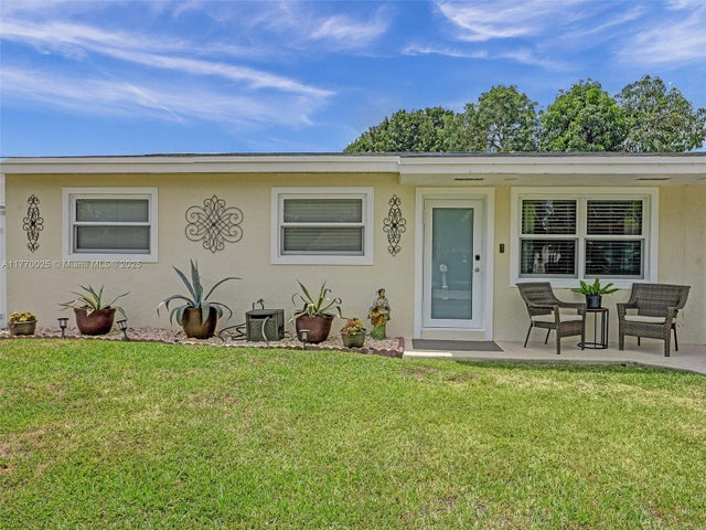 1 of 25 - 7140 Mcclellan St, Hollywood, FL