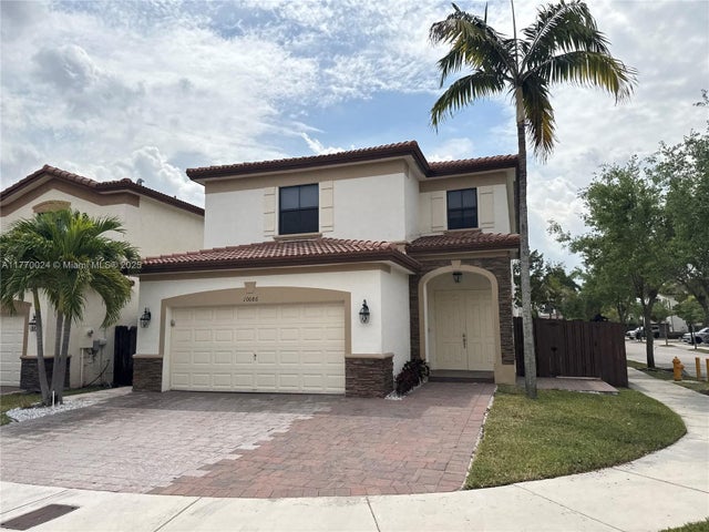 5 of 49 - 10086 Nw 89th Ter, Doral, FL
