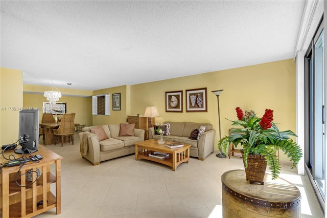 3 of 22 - 2301 S Ocean Dr 207, Hollywood, FL