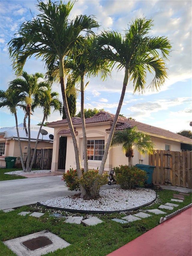 1 of 17 - 14144 Sw 149th Pl, Miami, FL