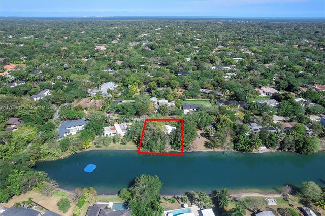 1 of 11 - 11600 Sw 69th Ct, Pinecrest, FL