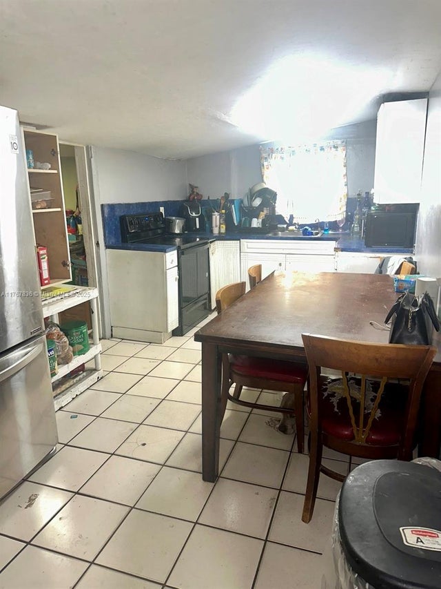 3 of 16 - 1739 Nw 113th Ter, Miami, FL