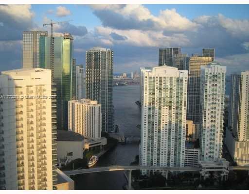 1 of 38 - 90 Sw 3rd St 3610, Miami, FL