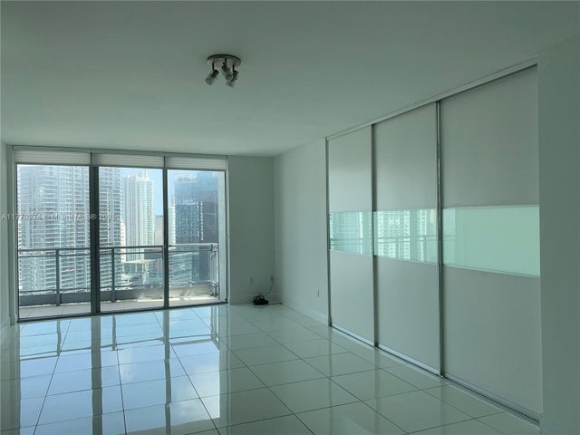 5 of 38 - 90 Sw 3rd St 3610, Miami, FL