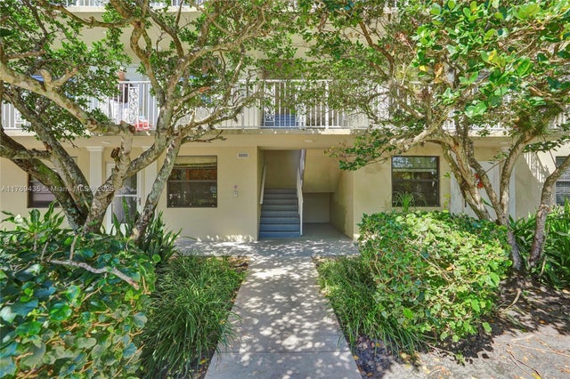 1 of 39 - 3515 Village Blvd 105, West Palm Beach, FL