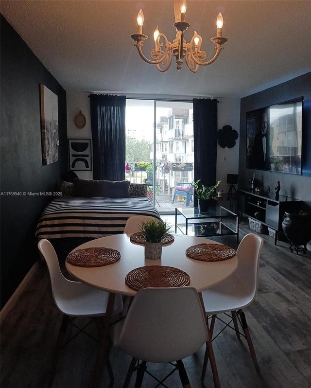 3 of 15 - 1600 Tallwood Ave 308, Hollywood, FL