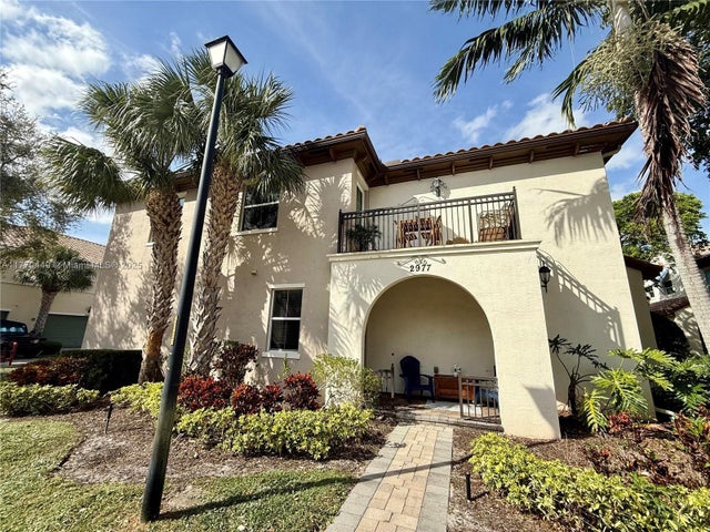 2 of 40 - 2977 St John Dr, Cooper City, FL