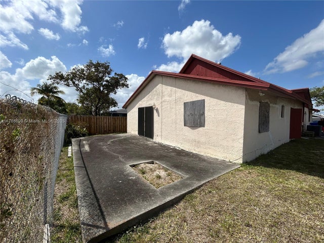 3 of 15 - 5416 Flagler St, Hollywood, FL