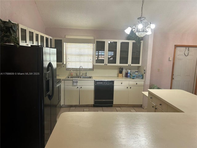 4 of 15 - 5416 Flagler St, Hollywood, FL