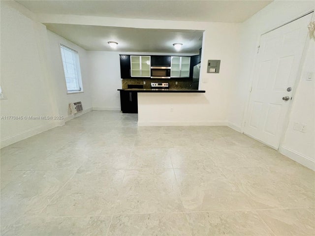 2 of 10 - 7928 Harding Ave 4, Miami Beach, FL