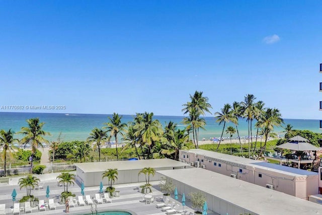 1 of 17 - 5255 Collins Ave 5d, Miami Beach, FL