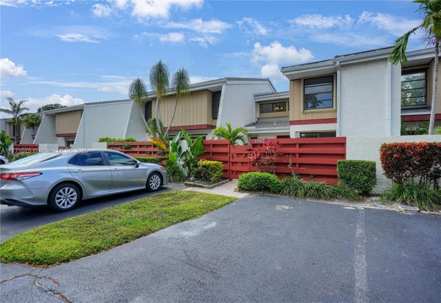 3 of 28 - 3092 Bermwood Ln 238, Hollywood, FL