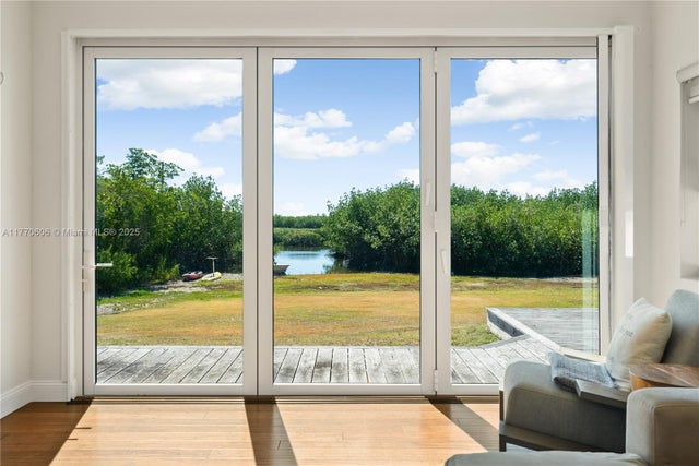 1 of 47 - 120 Coco Plum Rd S, Key Largo, FL