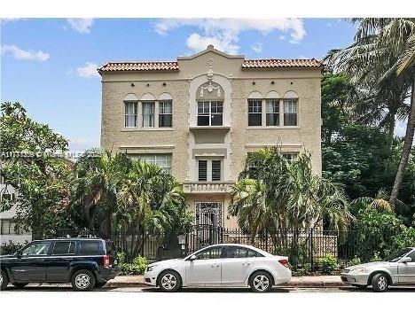 1 of 7 - 1611 Michigan Ave 25, Miami Beach, FL
