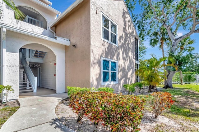 1 of 39 - 2307 N Congress Ave 28, Boynton Beach, FL