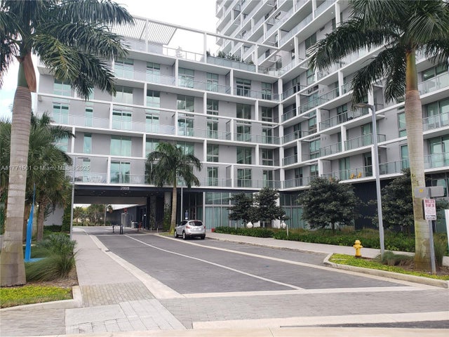 2 of 29 - 2000 Metropica Way 1607, Sunrise, FL