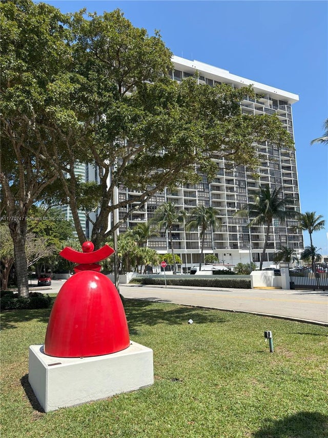 1 of 16 - 1901 Brickell Ave B2310, Miami, FL