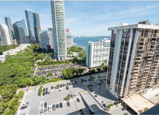 3 of 16 - 1901 Brickell Ave B2310, Miami, FL