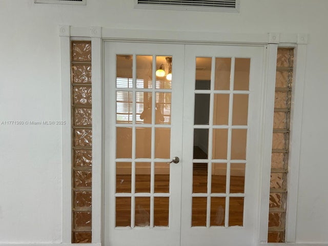 4 of 17 - 1605 Lenox Ave 1605-3, Miami Beach, FL