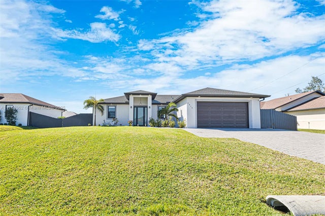 2810 Diplomat Pkwy W, Cape Coral