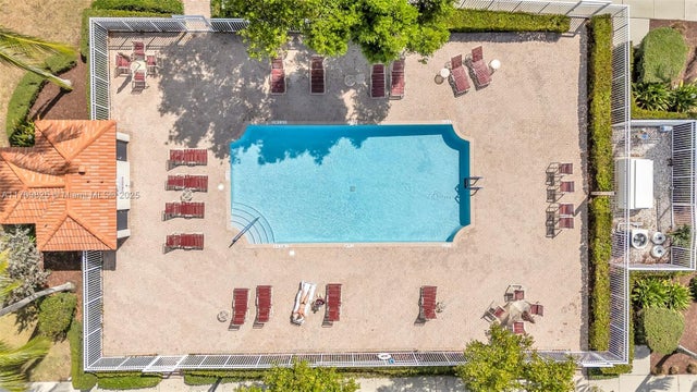 5 of 40 - 4718 S Prive Cir, Delray Beach, FL