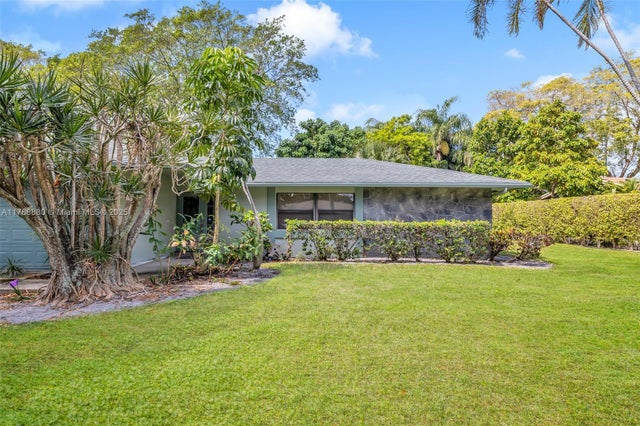 1 of 27 - 766 Nw 24th Ave, Delray Beach, FL