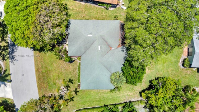 3 of 27 - 766 Nw 24th Ave, Delray Beach, FL