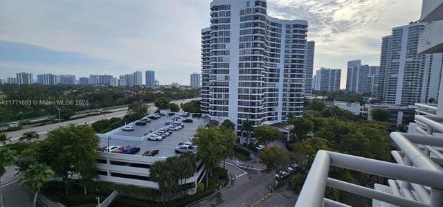 2 of 25 - 3300 Ne 192nd St 1012, Aventura, FL