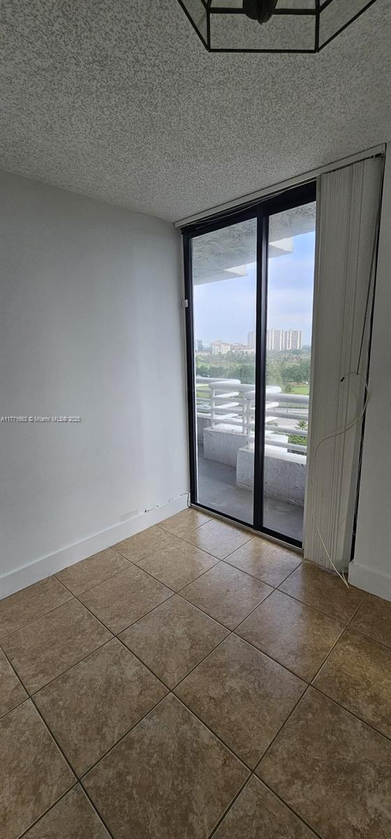 5 of 25 - 3300 Ne 192nd St 1012, Aventura, FL