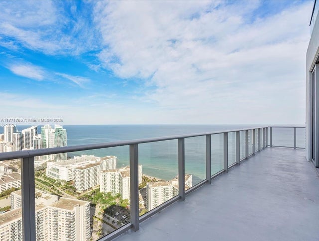 3 of 10 - 4010 S Ocean Dr T4301, Hollywood, FL