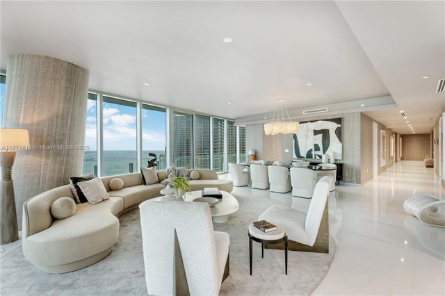 4 of 42 - 300 Biscayne Blvd Way 4101, Miami, FL