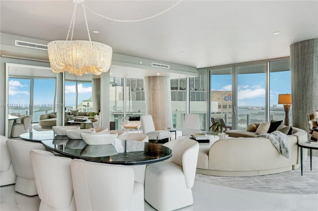 5 of 42 - 300 Biscayne Blvd Way 4101, Miami, FL