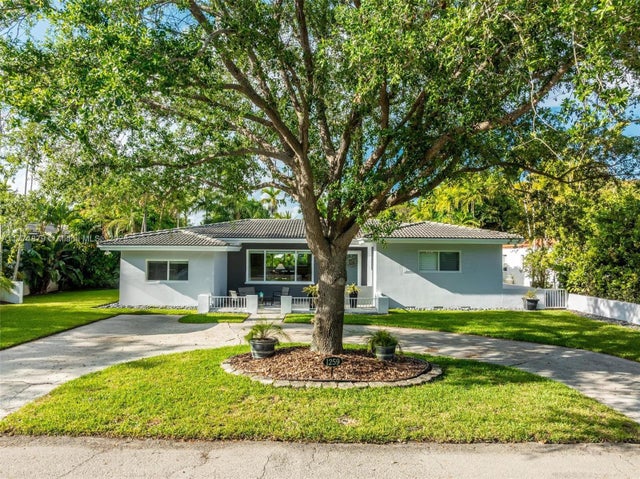 1 of 50 - 1259 Ne 98th St, Miami Shores, FL