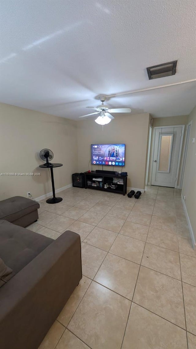 5 of 5 - 1824 Monroe St 2, Hollywood, FL