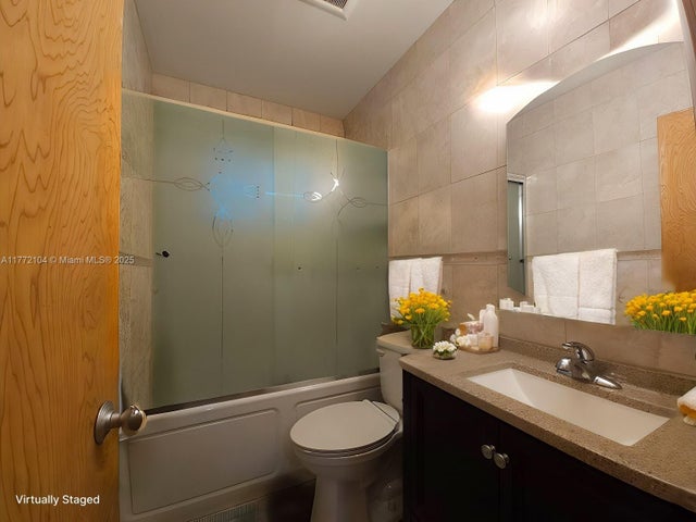 4 of 10 - 4014 Johnson St, Hollywood, FL