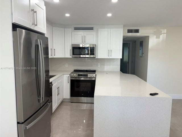 3 of 51 - 211 Durham E 211, Deerfield Beach, FL